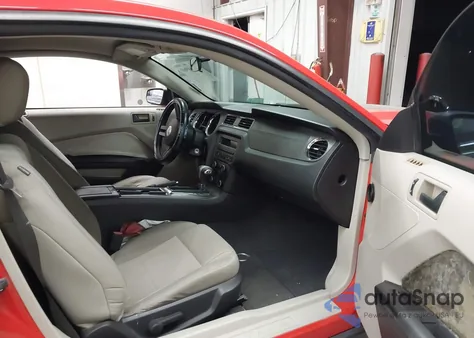 2011 Ford Mustang V6 из США, поврежденный, VIN 1ZVBP8AM7B5148296